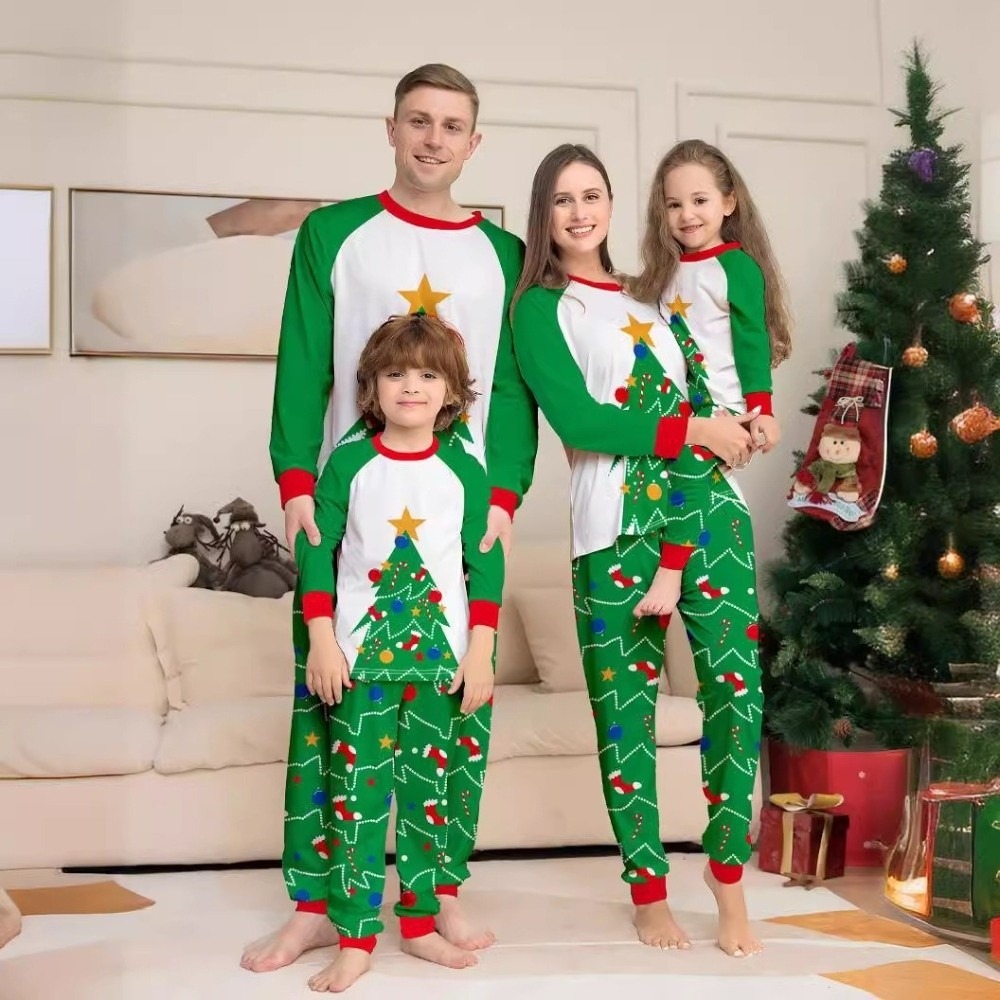 Family Tree Print - Set Piyama Natal Lengan Panjang Bermotif